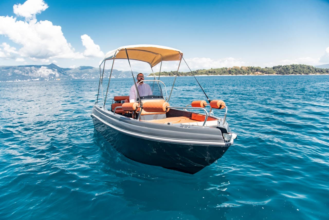 Flash Boat - 30+ HP